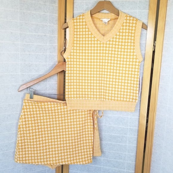 Kirious Los Angeles Dresses & Skirts - Sweater Vest and Wrap Skort Set Check Print Gold and Cream Matching